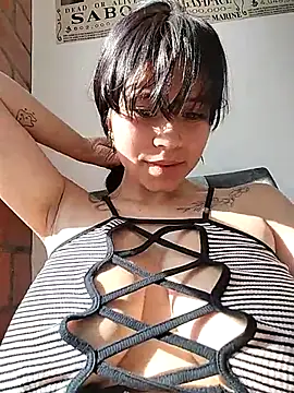 Alexandra 65 online show from November 1, 2025, 8:00 pm