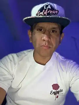 oiram27 online show from May 3, 2026, 3:07 pm