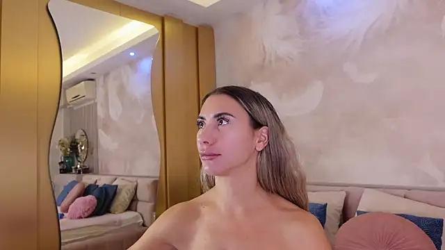 JullyBlair online show from October 23, 2025, 4:34 am