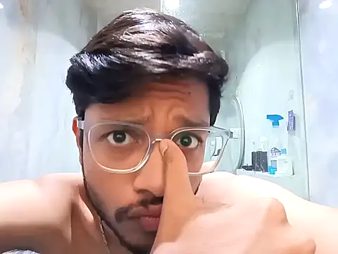 Snapshot of skinnyyyyyyyyy chatting on February 5, 2025, 3:55 am skinnyyyyyyyyy online show from February 5, 2025, 3:55 am