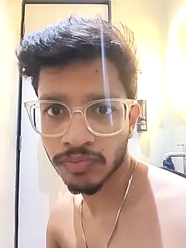 Snapshot of skinnyyyyyyyyy chatting on November 10, 2025, 4:11 am skinnyyyyyyyyy online show from November 10, 2025, 4:11 am