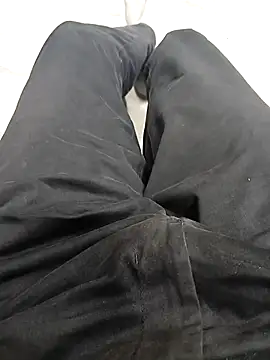 Snapshot of skinnyyyyyyyyy chatting on February 15, 2026, 3:09 pm skinnyyyyyyyyy online show from February 15, 2026, 3:09 pm