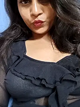 Snapshot of Sanjana-Mehar chatting on October 6, 2025, 8:39 pm Sanjana-Mehar online show from October 6, 2025, 8:39 pm