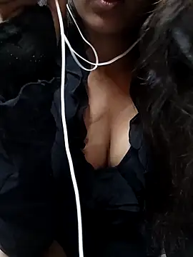 Snapshot of Sanjana-Mehar chatting on October 14, 2025, 12:22 am Sanjana-Mehar online show from October 14, 2025, 12:22 am