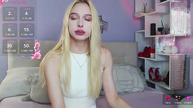 White Lioness online show from September 16, 2025, 2:51 pm