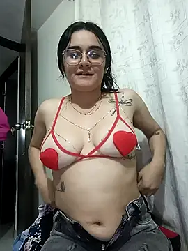 Hanna Kinsley online show from December 6, 2024, 2:46 am