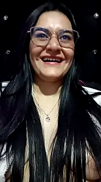 Hanna Kinsley online show from March 7, 2025, 3:40 am