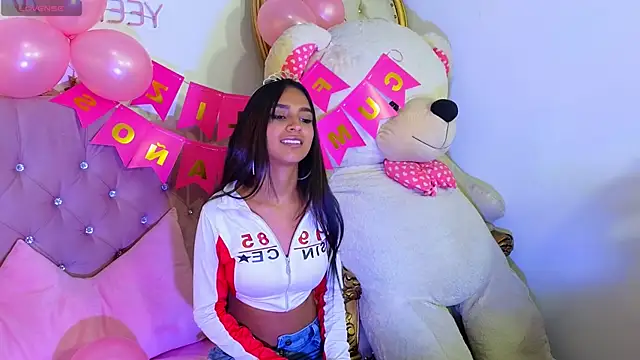 Snapshot of Jazmin_tay chatting on January 13, 2025, 8:04 pm Jazmin tay online show from January 13, 2025, 8:04 pm