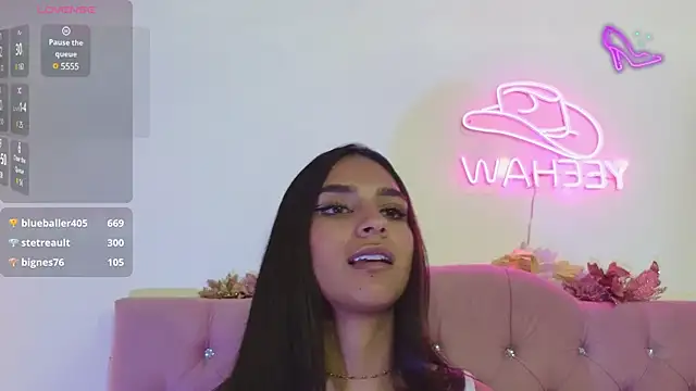 Snapshot of Jazmin_tay chatting on February 4, 2025, 1:23 am Jazmin tay online show from February 4, 2025, 1:23 am