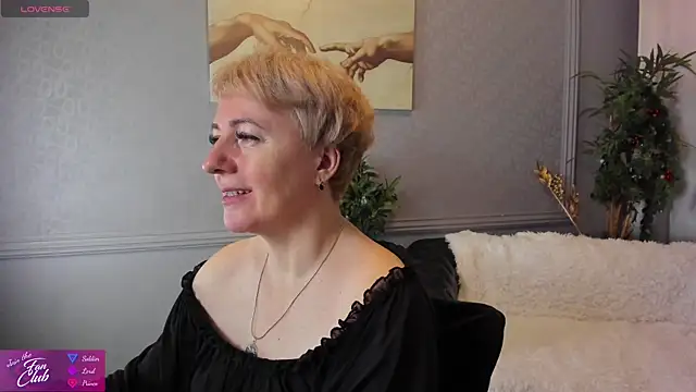 Nika Smit online show from December 22, 2024, 5:23 am