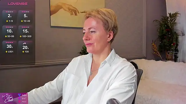 Nika Smit online show from January 11, 2025, 2:47 pm