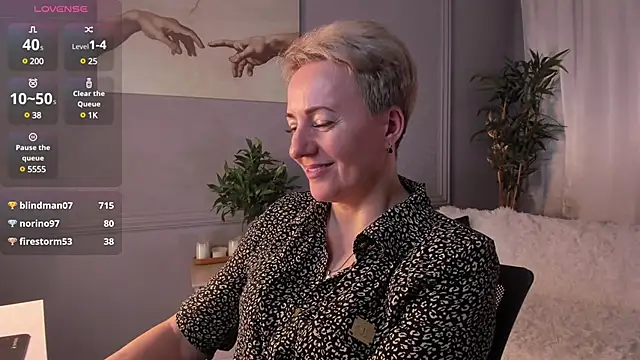 Nika Smit online show from March 22, 2025, 11:42 am