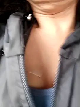 NATHALIA-28  online show from September 13, 2025, 3:34 pm