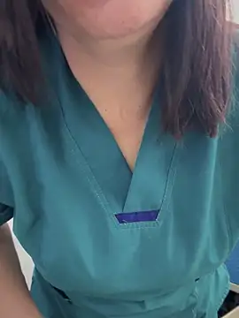 NATHALIA-28  online show from January 7, 2026, 12:07 pm