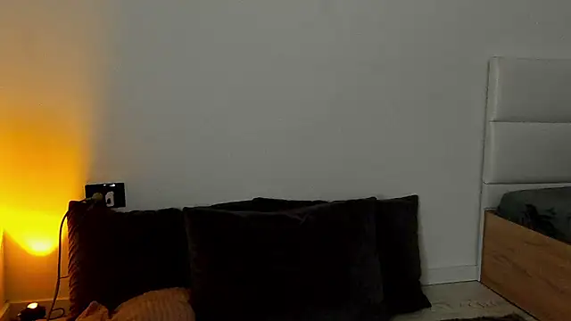 IvyKaelani online show from February 2, 2025, 8:08 pm