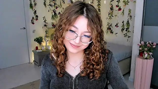 Snapshot of SereneFlame chatting on April 29, 2026, 4:11 pm SereneFlame online show from April 29, 2026, 4:11 pm