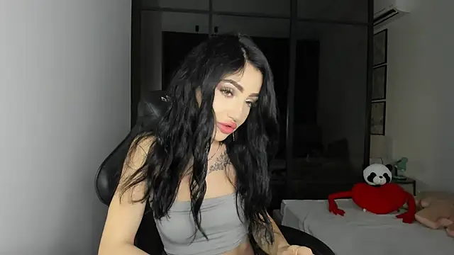 NancyLovee  online show from September 10, 2025, 6:19 pm