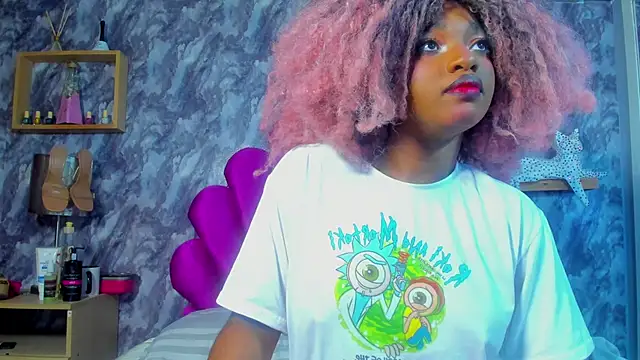 EMMAPARISS online show from March 19, 2026, 12:09 pm