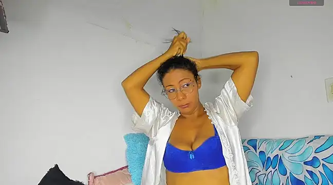 Snapshot of Nenita_Hot_ chatting on March 14, 2025, 3:48 am Nenita Hot  online show from March 14, 2025, 3:48 am