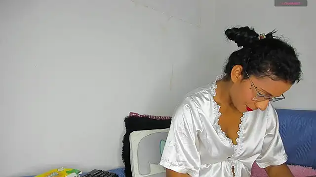 Snapshot of Nenita_Hot_ chatting on March 20, 2025, 10:40 pm Nenita Hot  online show from March 20, 2025, 10:40 pm