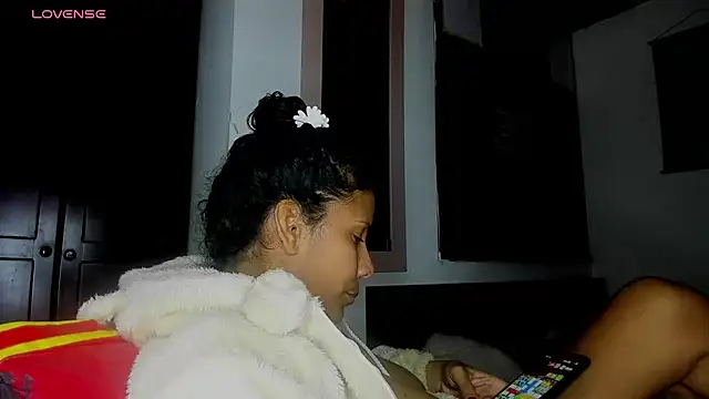 Snapshot of Nenita_Hot_ chatting on October 3, 2025, 4:09 am Nenita Hot  online show from October 3, 2025, 4:09 am