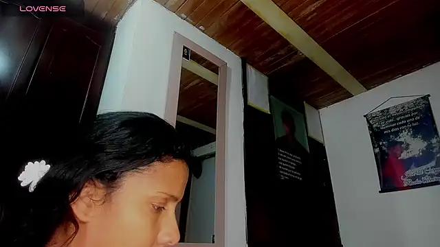 Snapshot of Nenita_Hot_ chatting on October 5, 2025, 9:56 pm Nenita Hot  online show from October 5, 2025, 9:56 pm