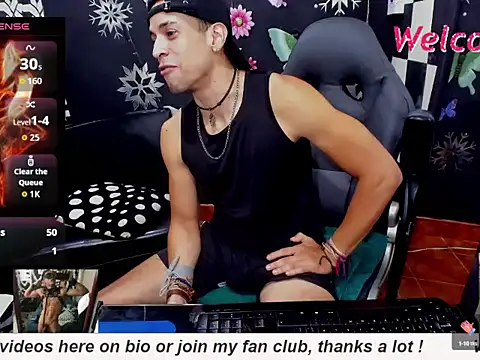 MikeRose94 online show from October 8, 2025, 6:27 pm