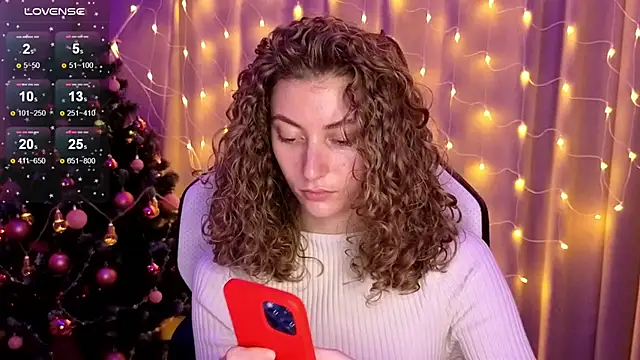 lady curls online show from January 4, 2025, 11:27 pm