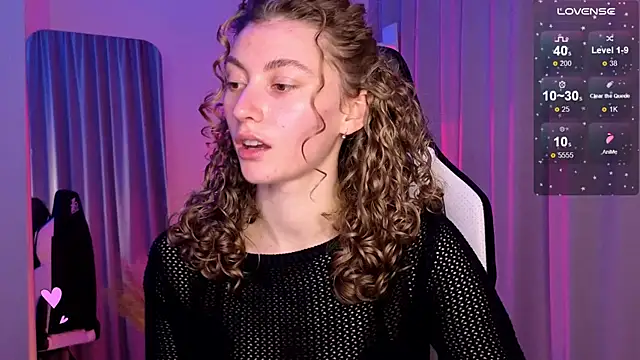 lady curls online show from February 7, 2025, 10:09 pm