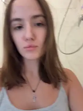 EmilyWi  online show from October 1, 2025, 2:23 pm