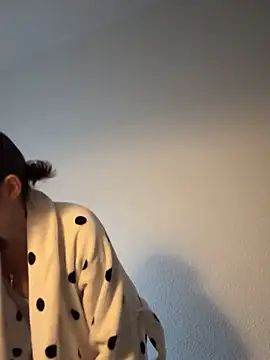 EmilyWi  online show from October 10, 2025, 3:55 pm