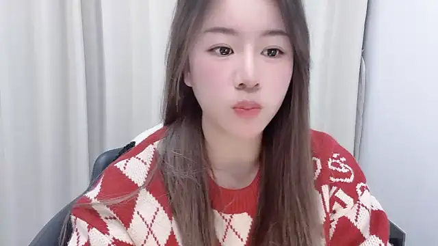 chloe-01 online show from December 25, 2024, 12:58 pm