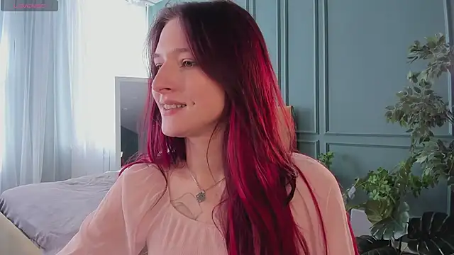 J Hunter  online show from April 8, 2026, 12:16 pm