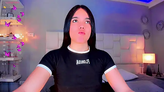 OSMARIEL SWEETT online show from December 17, 2024, 9:05 pm