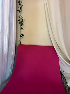 MOMALANA online show from February 20, 2025, 2:35 pm