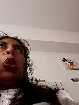 Snapshot of Anamaria-24 chatting on March 11, 2026, 6:14 pm Anamaria-24 online show from March 11, 2026, 6:14 pm