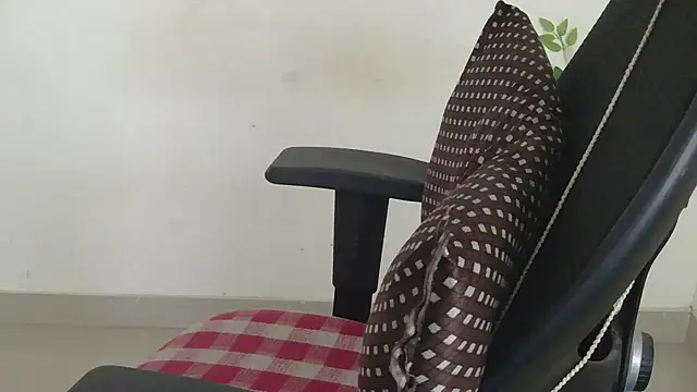 punemodel online show from April 5, 2026, 1:14 am