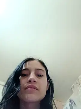 Virgin Pussy Love online show from April 25, 2026, 9:12 pm