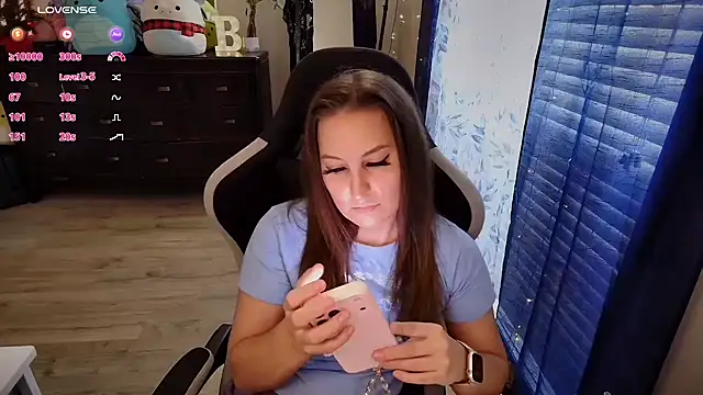 Brooklyn Bee online show from November 19, 2025, 9:37 pm