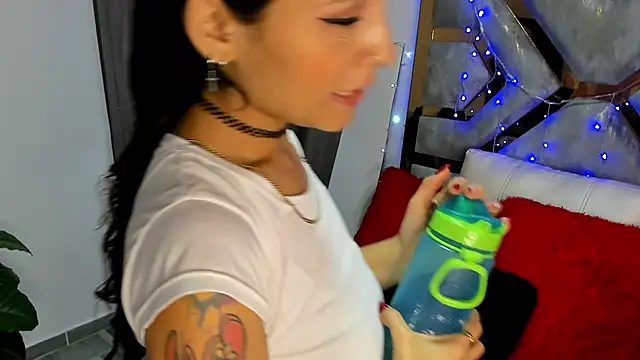 BRITHANY SPARK online show from January 4, 2025, 7:34 pm