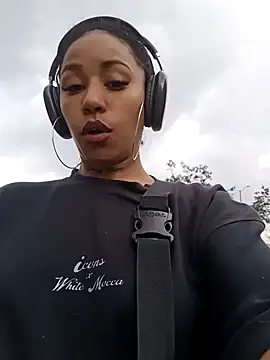 devi black13  online show from December 4, 2024, 7:45 pm