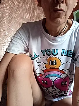 NanitaFun online show from December 4, 2025, 2:26 pm