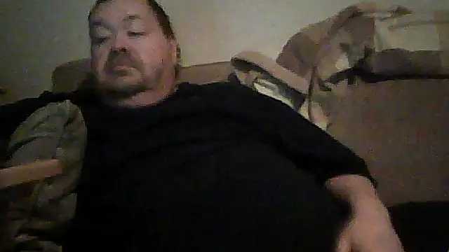 Snapshot of hitman_35 chatting on February 25, 2026, 8:02 am hitman 35 online show from February 25, 2026, 8:02 am