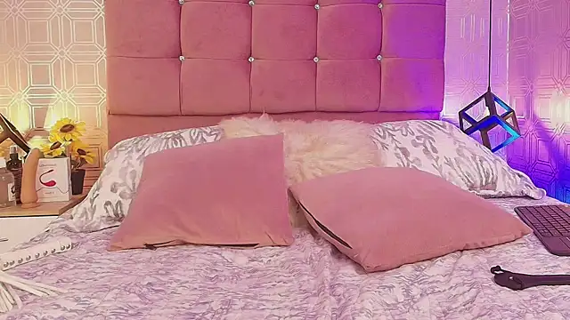 Lilith Vera online show from March 4, 2025, 7:22 pm