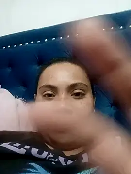 Snapshot of Alia_grey21 chatting on December 1, 2025, 2:49 am Alia grey21 online show from December 1, 2025, 2:49 am