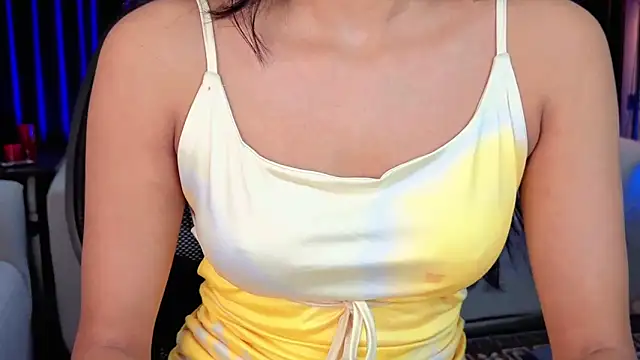 sexy m23 online show from April 3, 2026, 8:18 pm