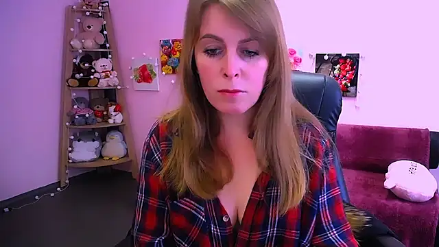 Hot Milady online show from February 11, 2026, 8:30 am