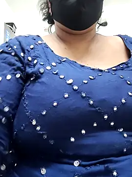 zeepe19 online show from November 13, 2025, 10:47 am