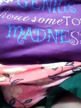 zeepe19 online show from November 24, 2025, 4:01 am