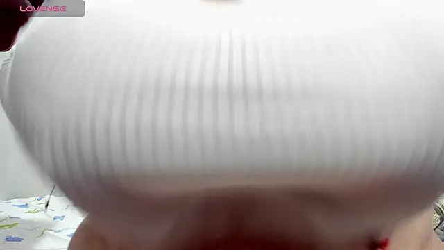 barbaara   online show from February 12, 2025, 9:54 pm